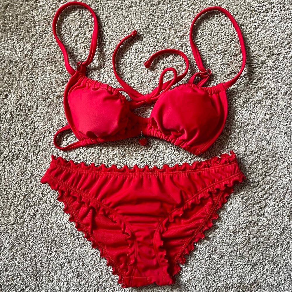 Red Bikini Set Ruffle Detailing Adjustable Straps Strawberry Charm Size XS-S - Picture 1 of 8